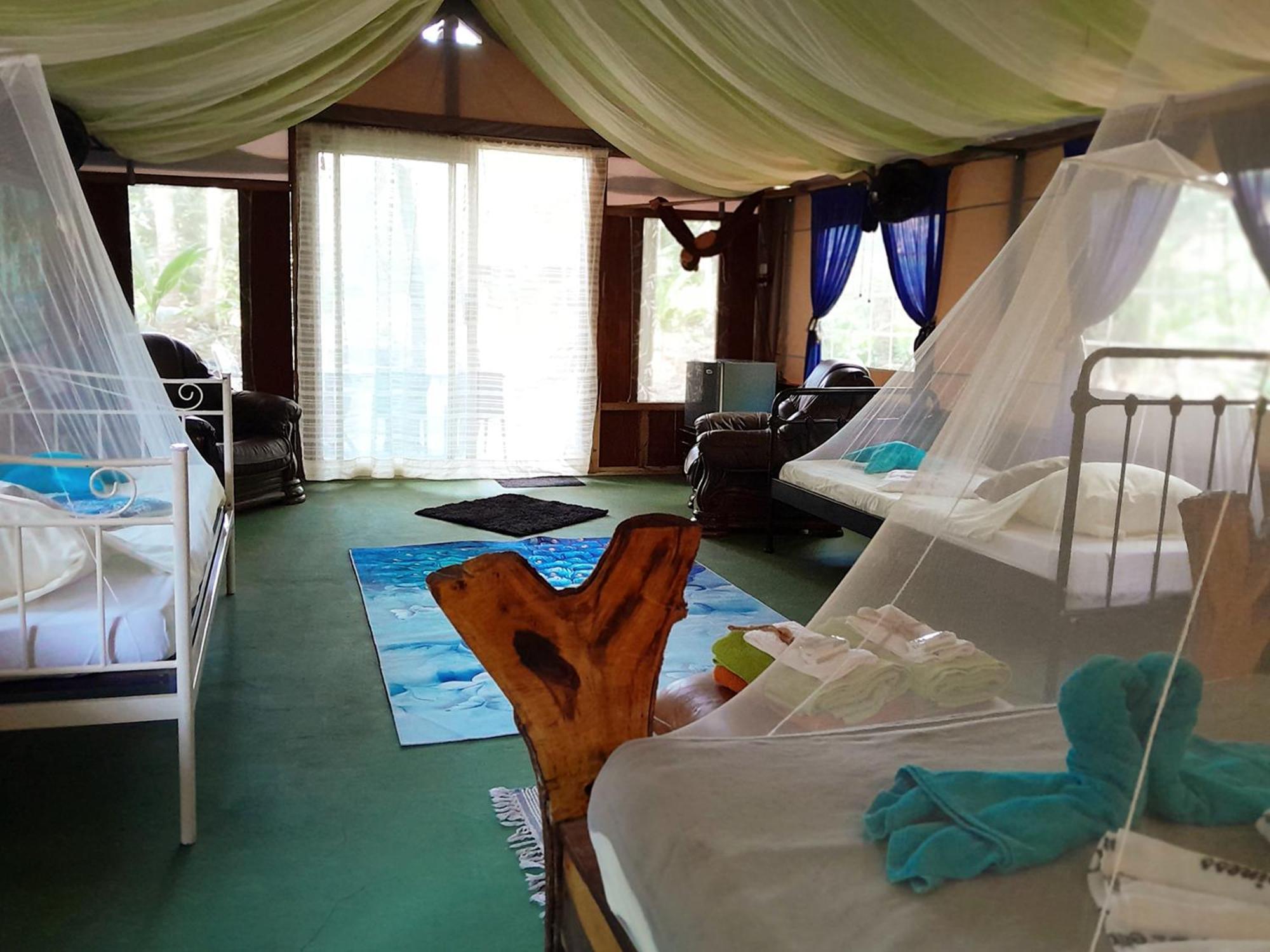 Fully Furnished Family Jungle Tent, Latino Glamping パケラ エクステリア 写真