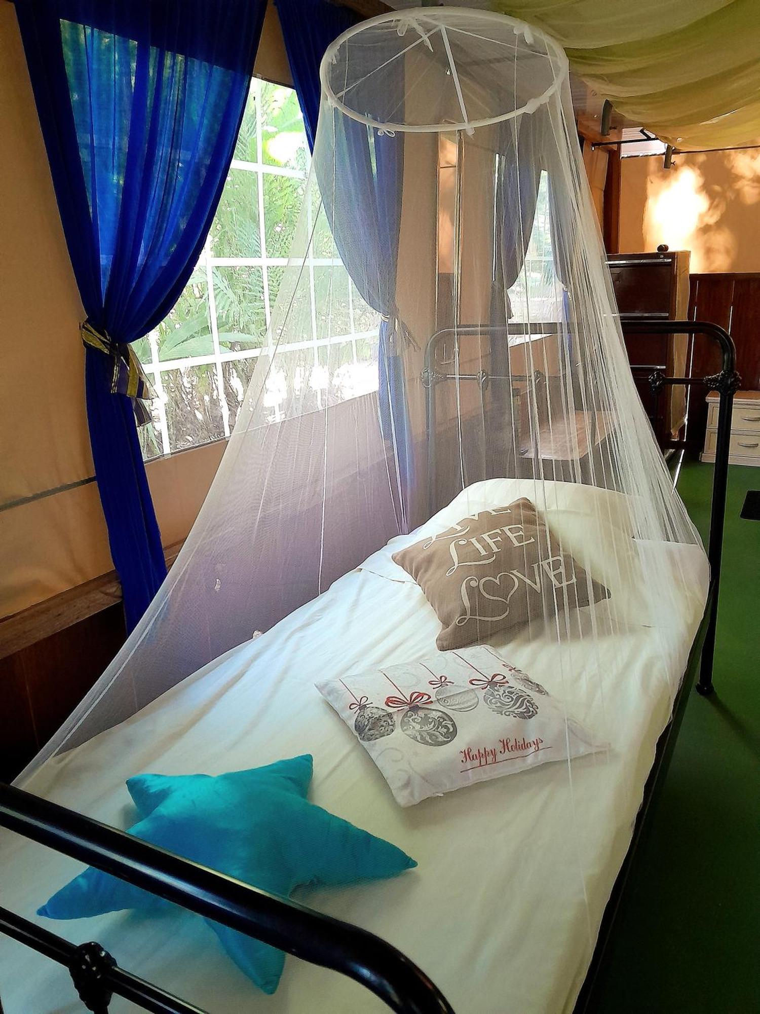 Fully Furnished Family Jungle Tent, Latino Glamping パケラ エクステリア 写真